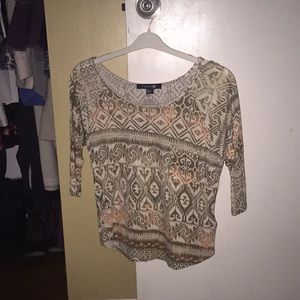 FOREVER 21 Very fashionable and nice styled top